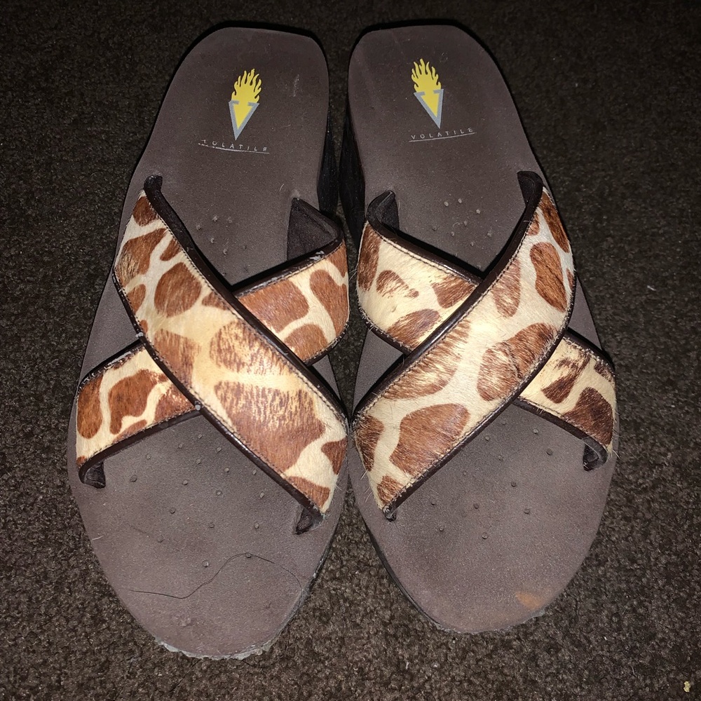Volatile Sandals - Picture 3 of 4